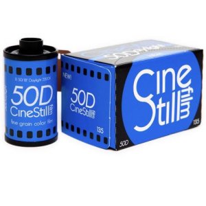 CineStill 50D Xpro кольорова плівка 35мм 