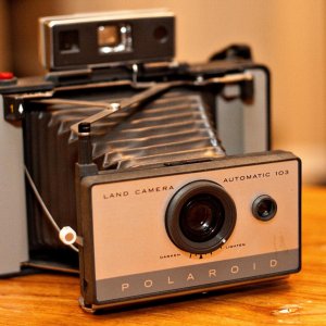Фотоаппарат Polaroid Land 103