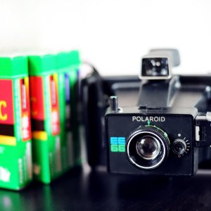 Polaroid EE66