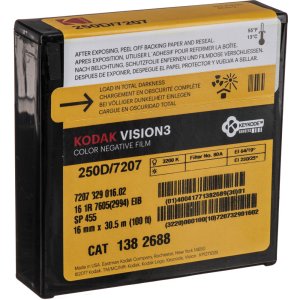 Kodak VISION3 250D 16мм Кольорова кіноплівка #7207 (30м)