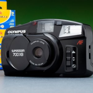 Olympus SUPERZOOM 700XB пленочные фотоаппараты