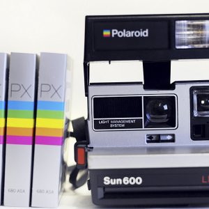 Polaroid Sun 600