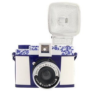 Diana F+ Camera - Quing Hua 