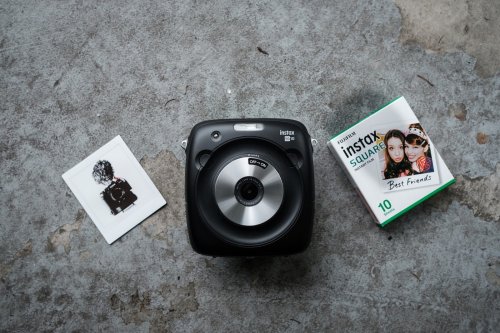 Fujifilm instax SQUARE SQ10 Гибридная мгновенная камера