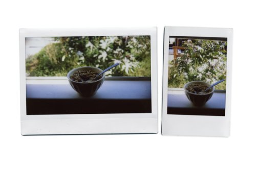 Сравнение Instax Mini который в два раза меньше чем instax 210