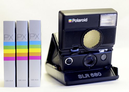 Polaroid SLR 680